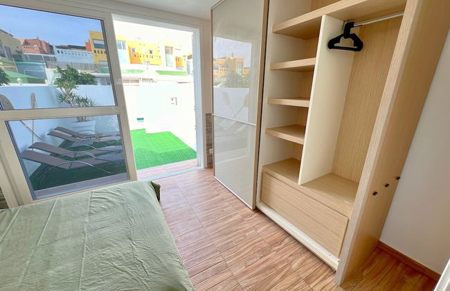 Sea View Bungalow with Communal Pool - Foto 1