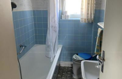 Ruhige, zentrale Wohnung OG - Foto 2