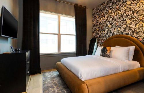 Rooftop Deck Hot Tub Fire pit Sleeps 10 - Foto 29