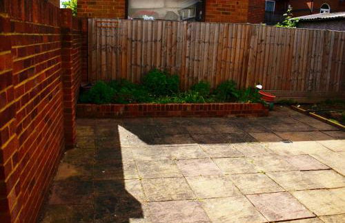 33SM Dreams Unlimited Serviced Accommodation- Staines - Heathrow - Foto 28