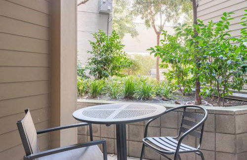 Blueground Centennial pool nr Courthouse SFO-2128 - Foto 7