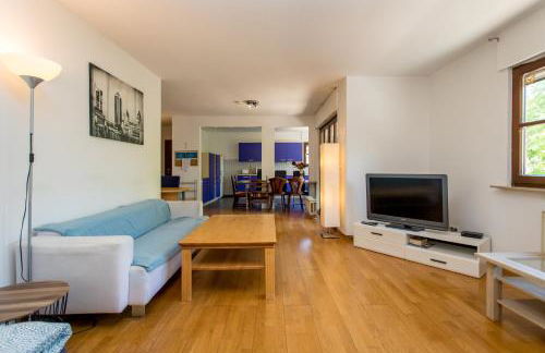 Ferienwohnung mit 123qm für 8 Personen mit sehr großem Garten, einfache Innen-Ausstattung - Foto 16