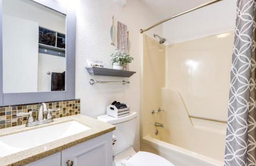 Fire Pit and Dock Lake of the Ozarks Retreat! - Foto 15