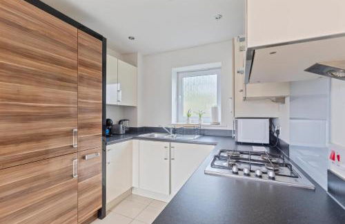 Spacious and Modern 2BR Stay Free Parking and WiFi - Foto 14