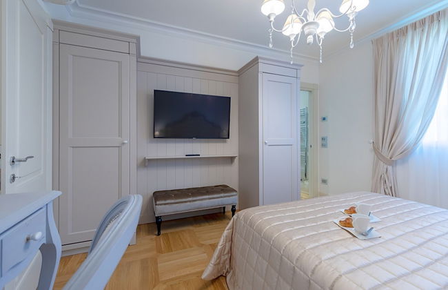 Luxury Lakefront Catullo A1 by Wonderful Italy - Photo 27