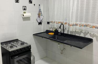 Casa Inteira Aconchegante com Garagem - Foto 9