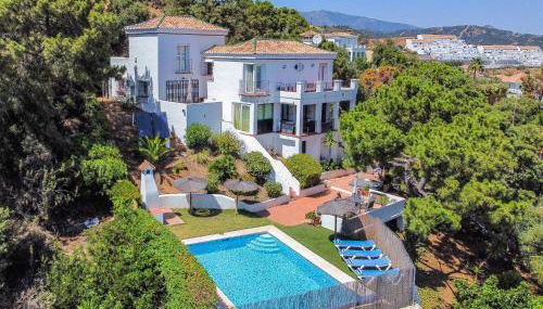 Hanami Casa Saradan - Photo 1