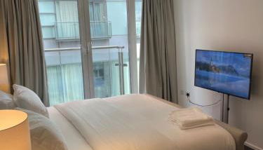 Modern Luxury 2 bedroom apartment in London Excel - Foto 1