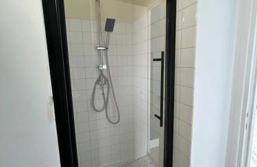 Studio Lumineux à 2 pas de la Rue de la Mer - Photo 10