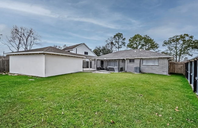 Vibrant Getaway Say Hello to the Best of Houston - Foto 36