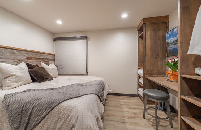 VIP Ski-In Ski-Out Northstar Ski Trails by Sierra Getaways - Photo 3