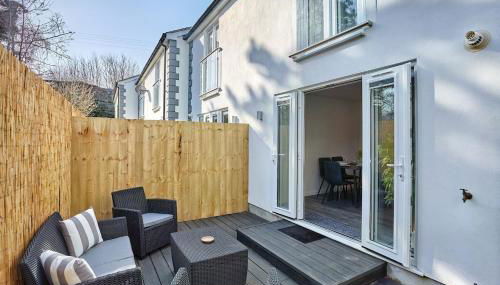 2022 Modern Home In Central Hayle With Parking & EV plug - Foto 4