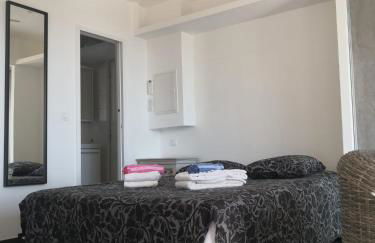 Studio moderne magnifique vue sur mer dans cadre calme et verdoyant - Foto 4