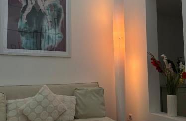 Design-Ferienhaus mit Garten, Kino & 5 Schlafzimmern - Foto 25