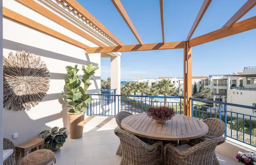 Calmaliving Seaside apartments with pool - Foto 8