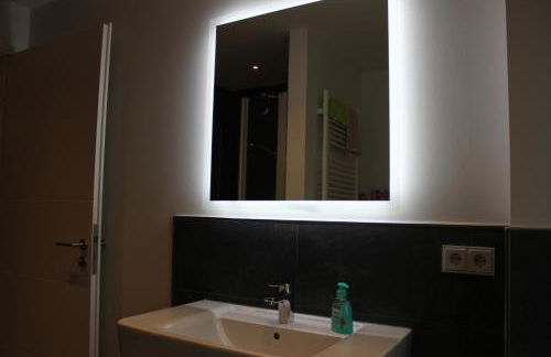 Holiday Home Yuna Comfortable Vacation Home - Foto 10