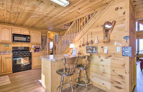Large Cabin with Deck Overlooking Norfork Lake! - Foto 9