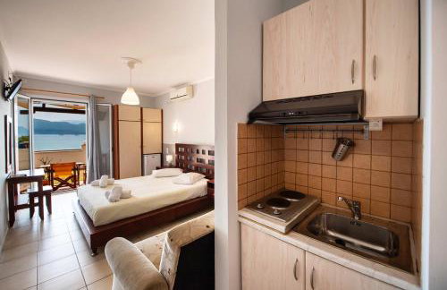 Irini Seaside Studios - Photo 19