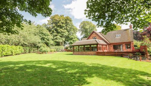 Auburn Cottage - Photo 3, Garden, Garden view