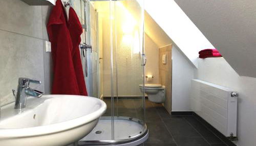 Idyllisches Reethaus Tönning - Foto 4, Shower