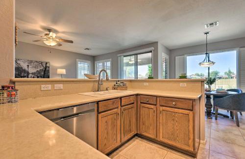 Golfers Oasis! San Tan Valley Home with Pool Access - Foto 7