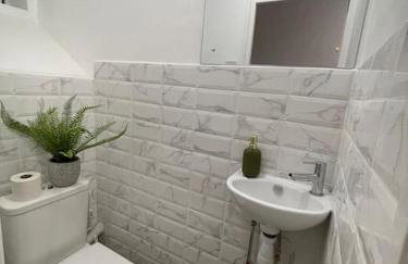 2BD CanaryWharf Mile End Private Balcony FREE Parking - Foto 9