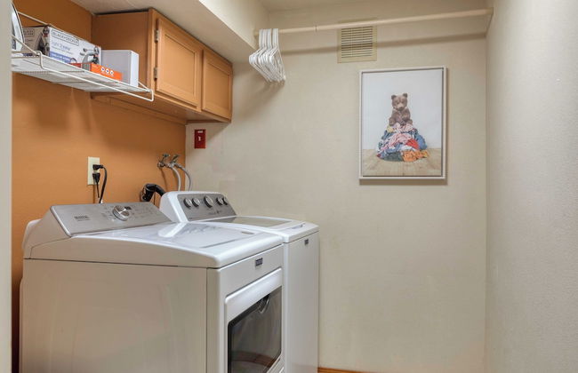 Dream Catcher by Avantstay Deck, Fire Pit, Movie Theater, Game Garage - Foto 42