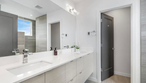 Modern Comfort 3BR Retreat Chefs Kitchen - Foto 5