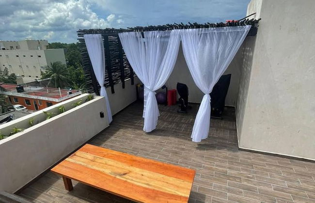 Magical Ph In Town Wprivate Rooftop Glass Tub - Photo 38