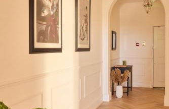 The Corner by the Castle - Photo 35