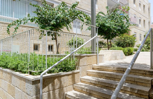 Design & Veranda next to Mahane Yehuda Market by FeelHome - Foto 31