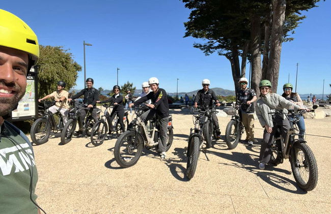 San Francisco Bike Tour - Photo 7