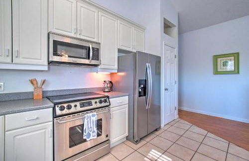 half Mi to Riverwalk! Historic Dtwn Southport Condo - Foto 8