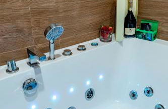 Luxe Apartment Madrid 7 paradas de Metro de Sol - Photo 18