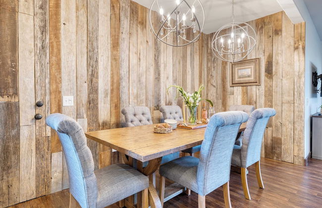 Desert Village Vista by Avantstay Patio w/ Fire Pit, Pool Access - Foto 9