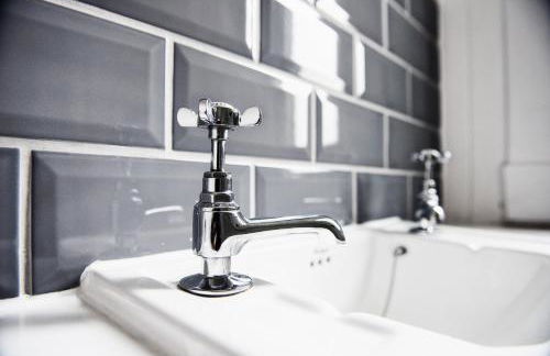 Tin Cabin in peaceful Angus glen - Foto 9