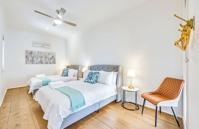 StayAU 6BR Deluxe Lakeview Point Cook - Foto 22