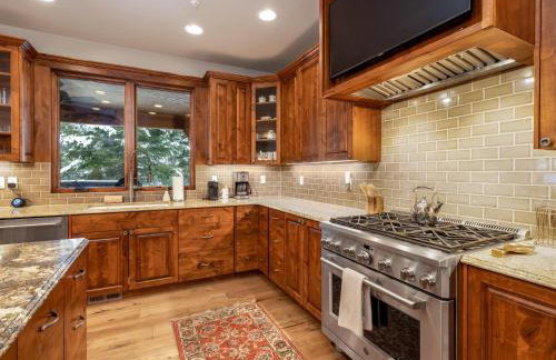 Family Home, Hot Tub, Suncadia Pool Access - Photo 11