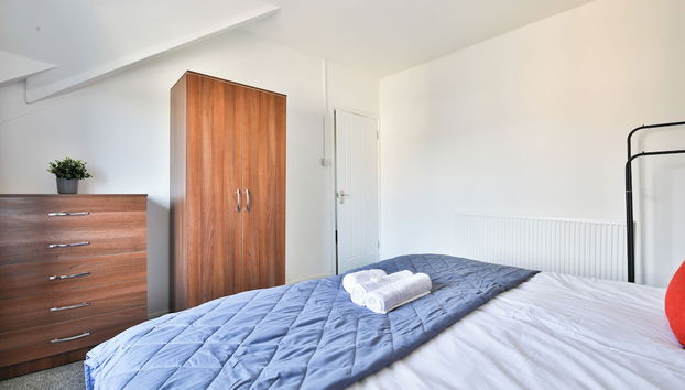 1 Bed Flat Near Cardiff City Centre - Foto 4, Habitación