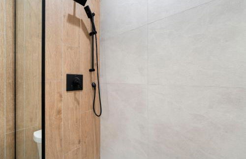 Brand New Building in the Medical District - Foto 6