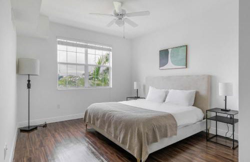 Blueground Miramar pool nr CB Smith Park MIA-156 - Foto 17