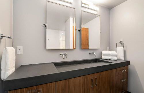 Relaxing in Paradise with Private Rooftop Deck! - Foto 39