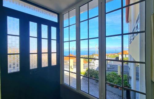 Santana Escape with Terrace Views, Near Levadas and Pico Ruivo - Foto 2