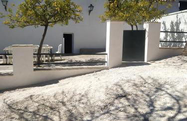 Charming house in Estepa, mountain view - Photo 7