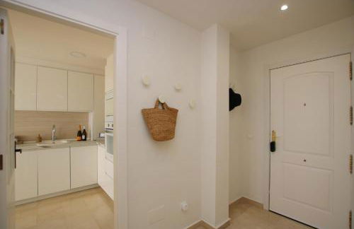 Luxe Appartement in Mijas met Zeezicht & Zwembad - Photo 13