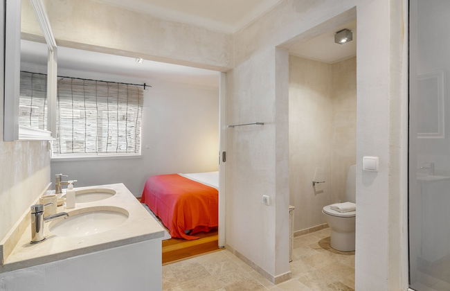 Stylish Sunny Penthouse Near Cascais Center & Greenspace - Photo 35