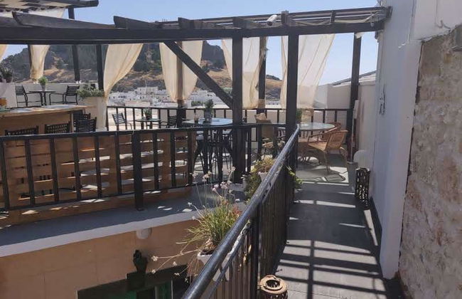 Xenones Lindos - Foto 10