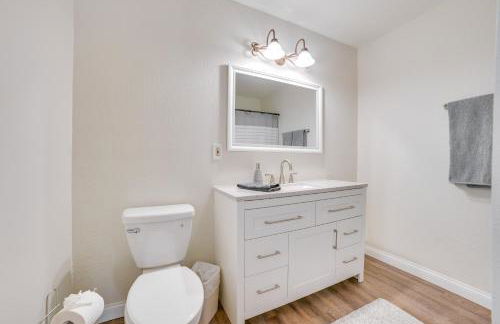 7 Mi to Nubs Nob Lakefront Abode with Fire Pit! - Foto 13