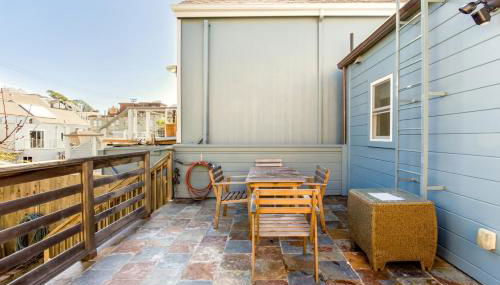 Two Bedroom, Two Newly Renovated Bathrooms, Deck - Foto 4