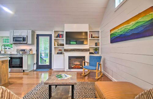 Stylish Mountain Home Near Ski, Golf and Manchester! - Foto 5